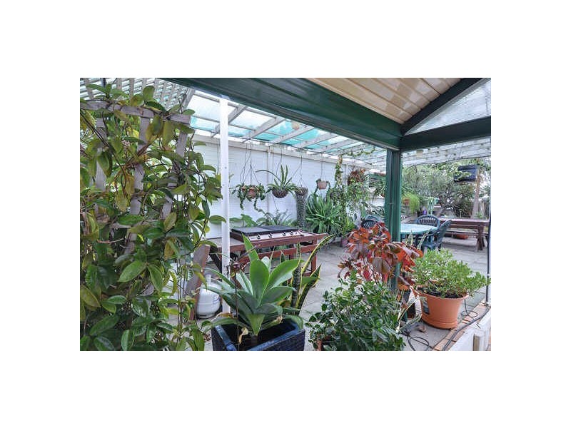 4 Burnett Street, Embleton WA 6062