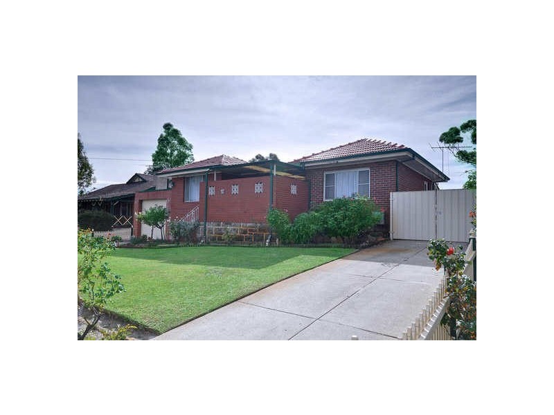 4 Burnett Street, Embleton WA 6062