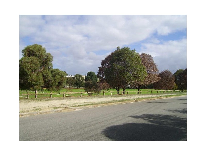 73 Grey Street, Bayswater WA 6053