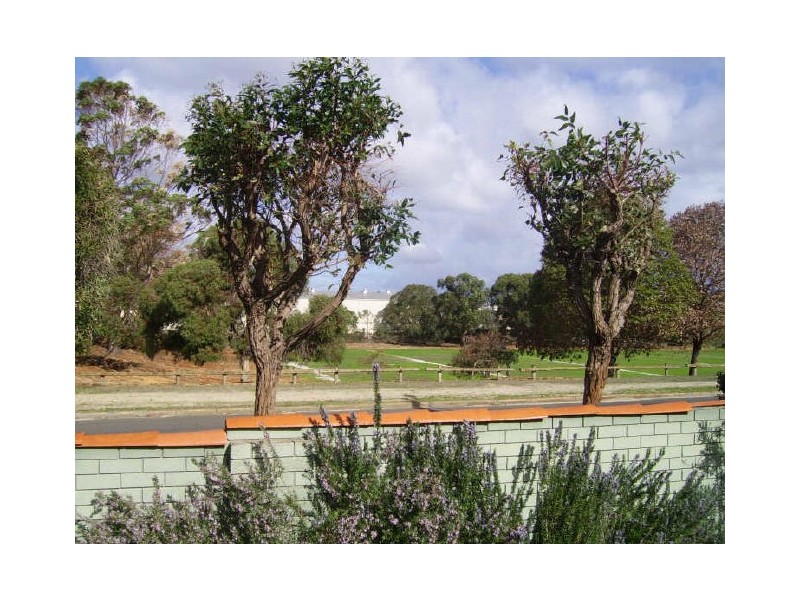 73 Grey Street, Bayswater WA 6053