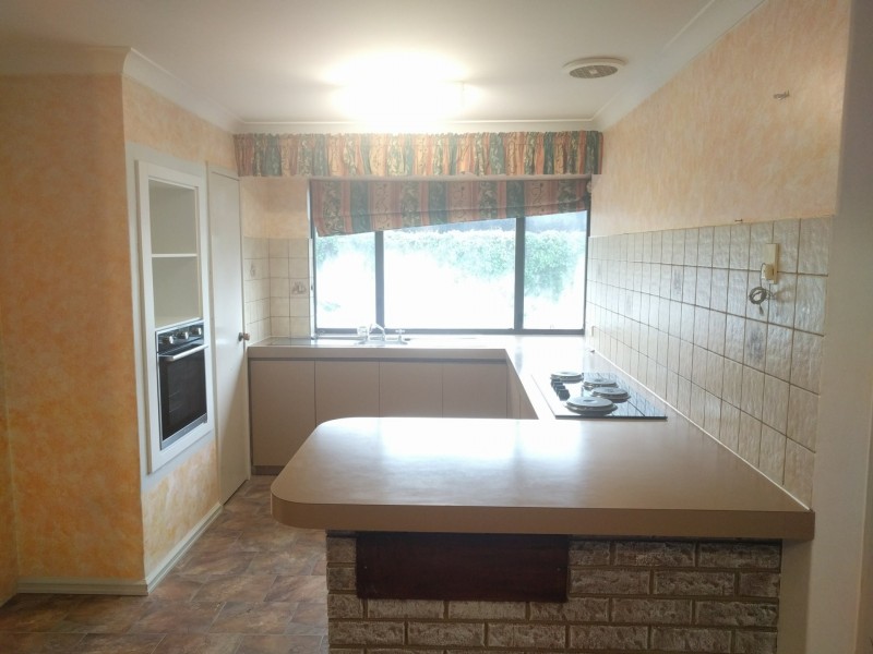 5 Madeira Ave, Beechboro WA 6063