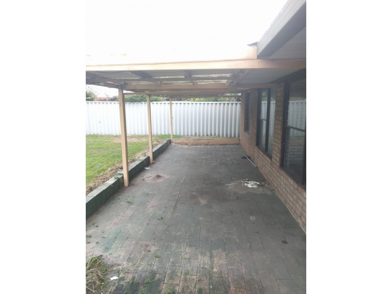 5 Madeira Ave, Beechboro WA 6063