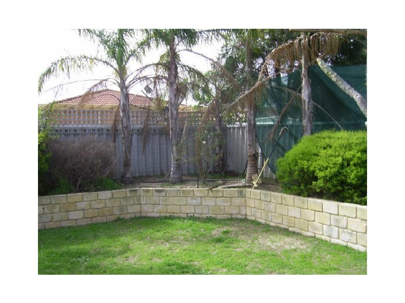 52 Frangipani Loop, Marangaroo WA 6064