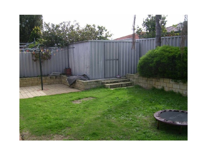 52 Frangipani Loop, Marangaroo WA 6064