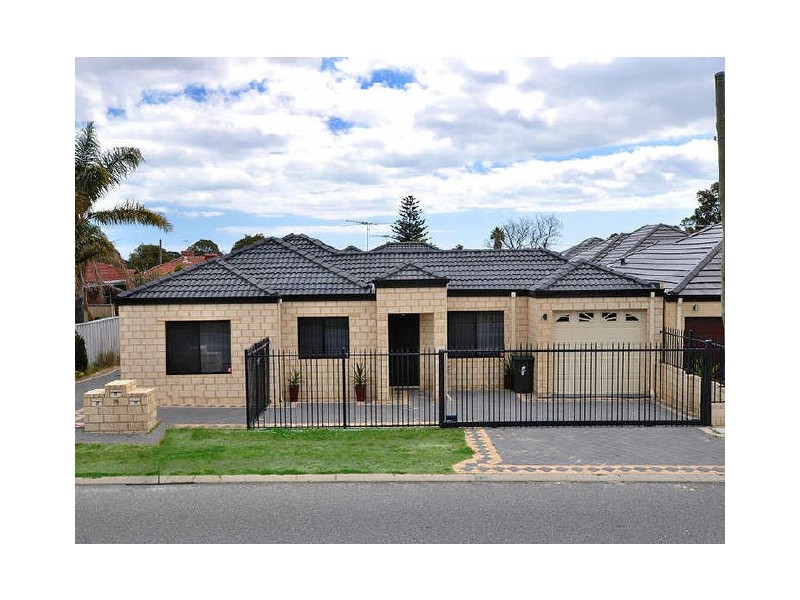 A/25 Stroughton Road, Westminster WA 6061