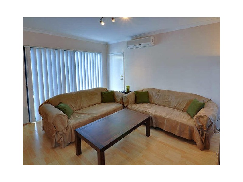 A/25 Stroughton Road, Westminster WA 6061