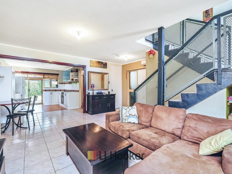 4 Hainsworth Avenue, Girrawheen WA 6064