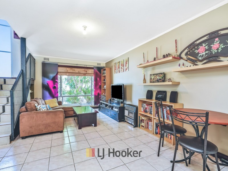 4 Hainsworth Avenue, Girrawheen WA 6064