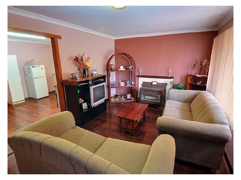 3 Steyning Way, Westminster WA 6061