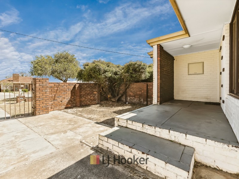 49 Medbury Rd, Westminster WA 6061