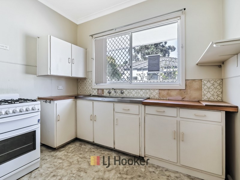 49 Medbury Rd, Westminster WA 6061