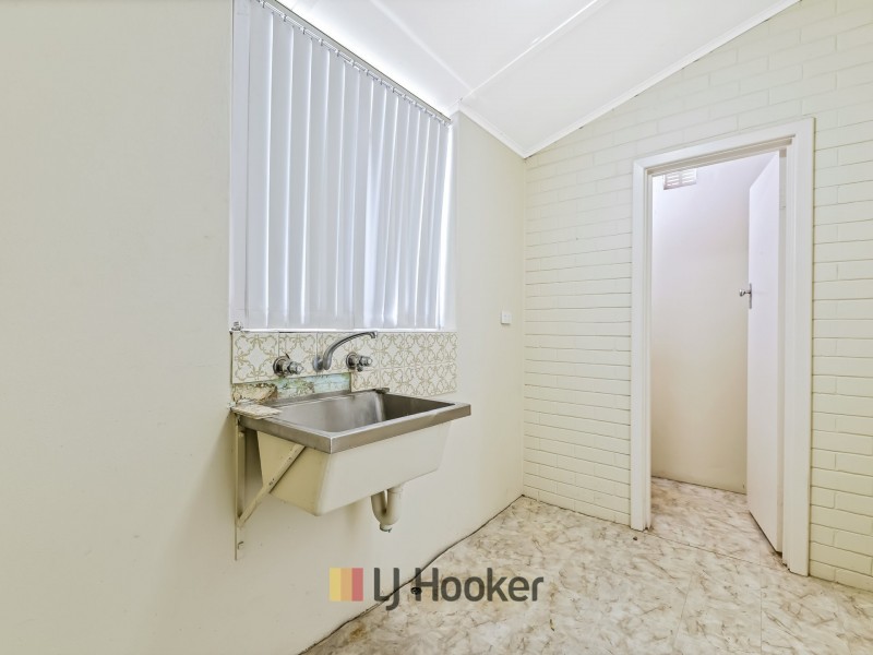 49 Medbury Rd, Westminster WA 6061