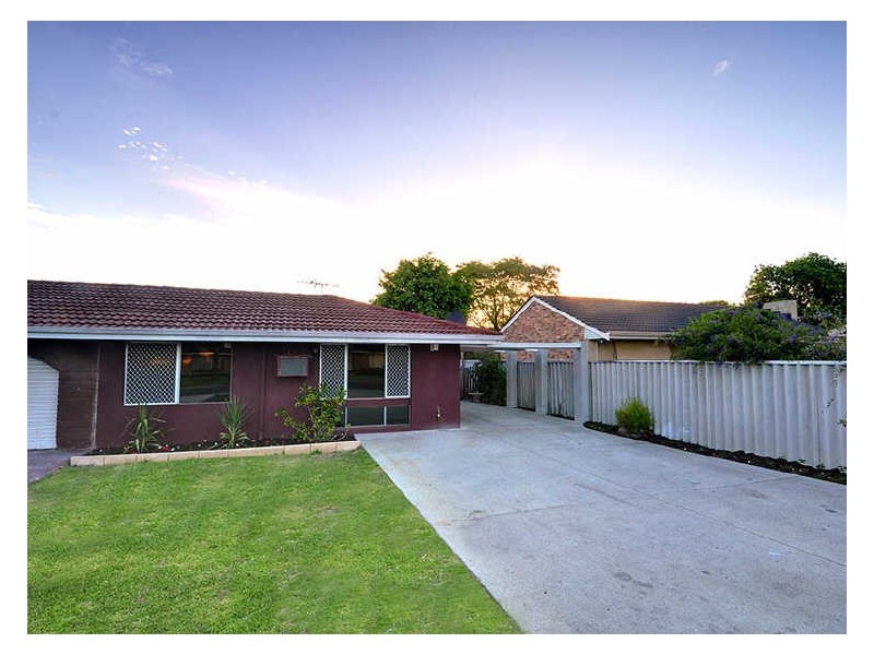 8 Woodall Street, Dianella WA 6059