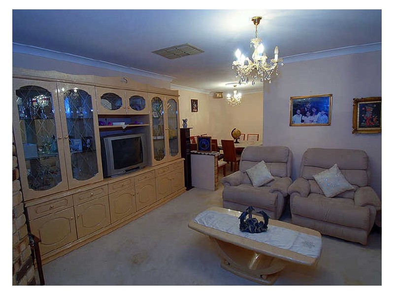 65 The Avenue, Alexander Heights WA 6064