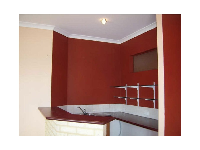 16 Raeburn Crescent, Landsdale WA 6065