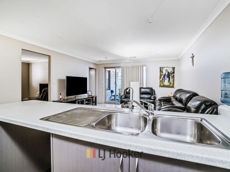 98A Balga Ave, Balga WA 6061