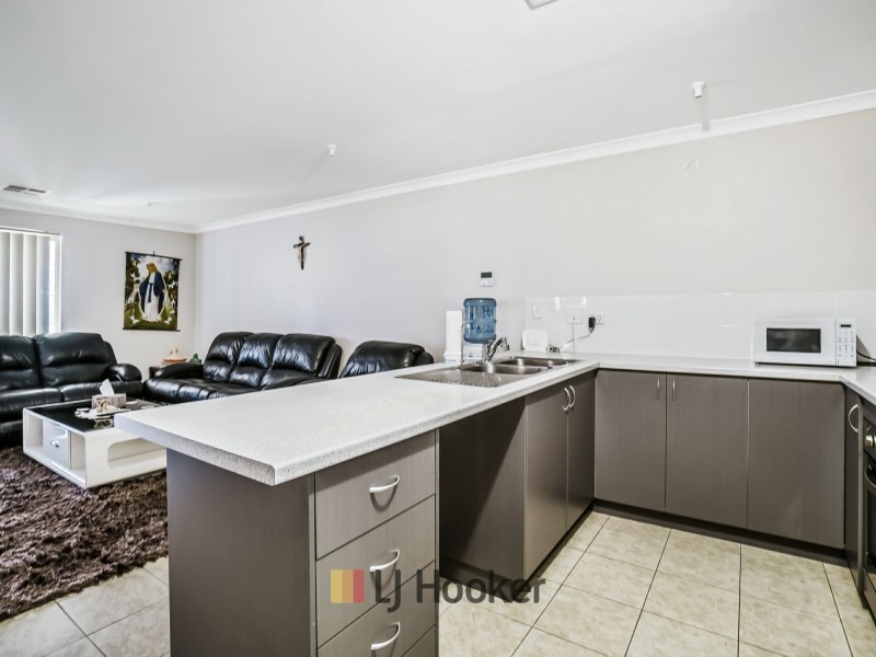 98A Balga Ave, Balga WA 6061