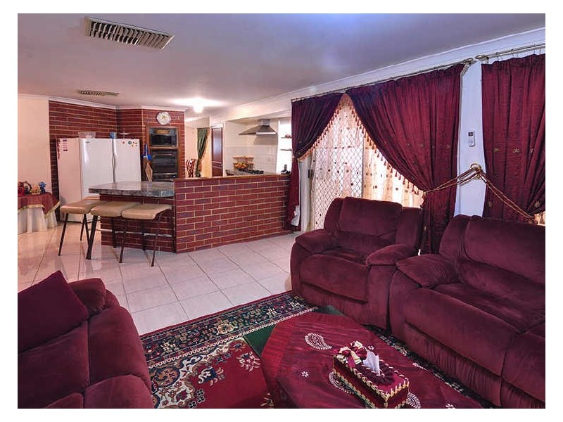 37 Beedelup Close, Ballajura WA 6066