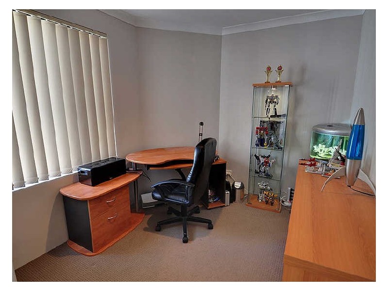 B/18 Rotherfield Road, Westminster WA 6061