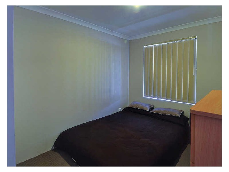 B/18 Rotherfield Road, Westminster WA 6061