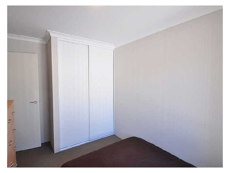 B/18 Rotherfield Road, Westminster WA 6061