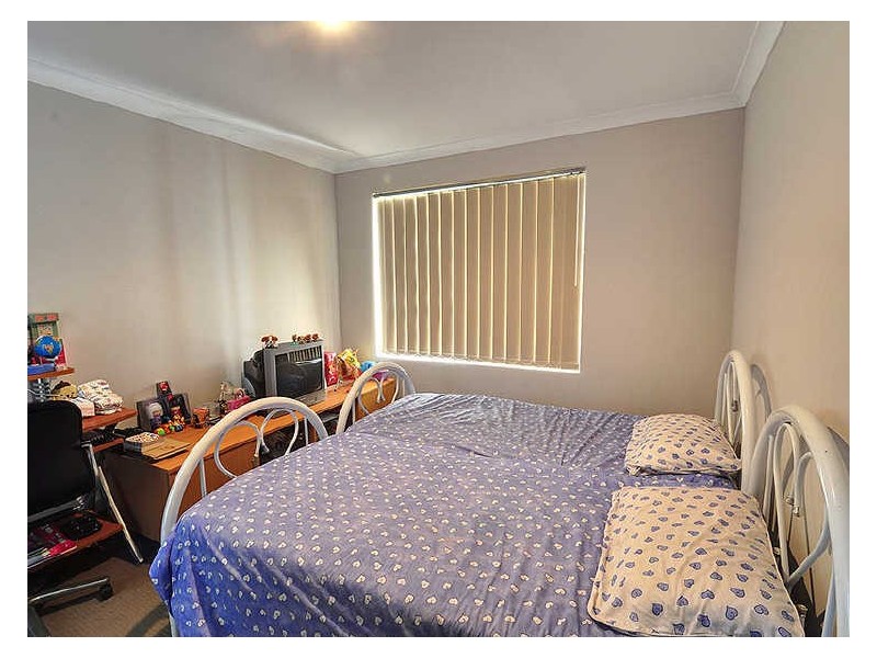 B/18 Rotherfield Road, Westminster WA 6061