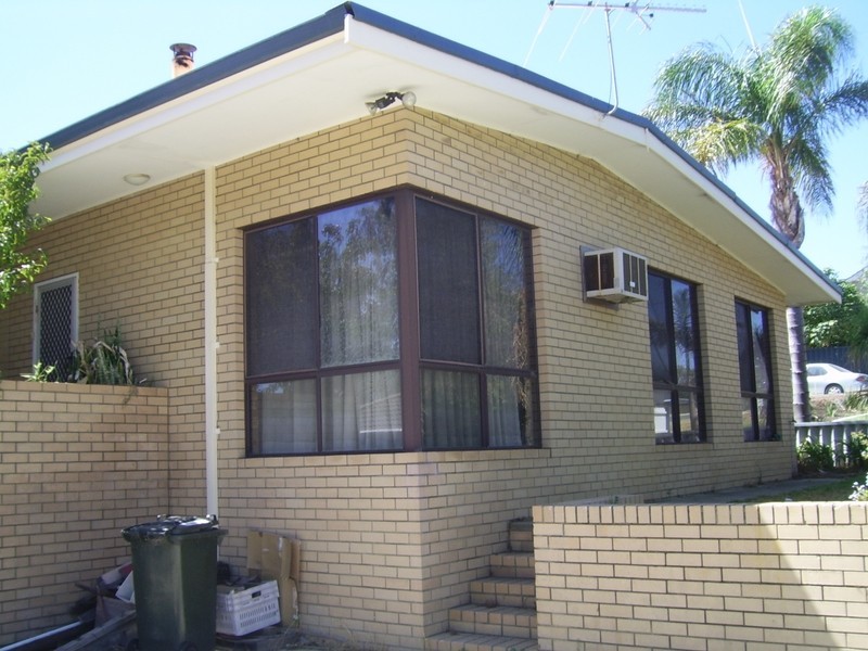 5 Wallington Crescent, Balga WA 6061