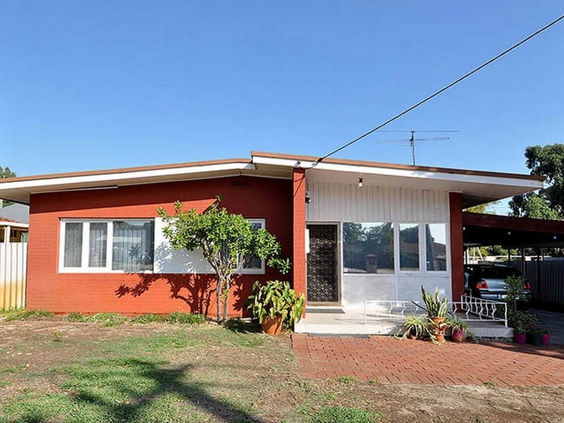 24 Priestly Street, Embleton WA 6062