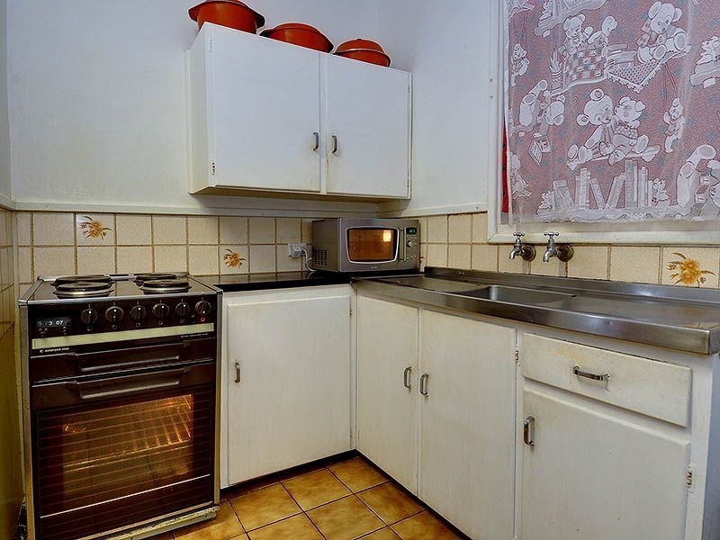 24 Priestly Street, Embleton WA 6062