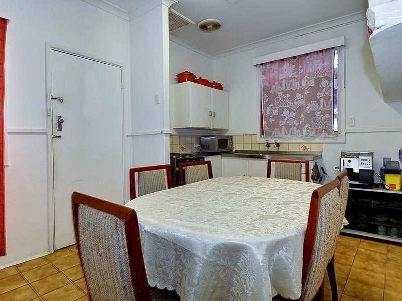 24 Priestly Street, Embleton WA 6062