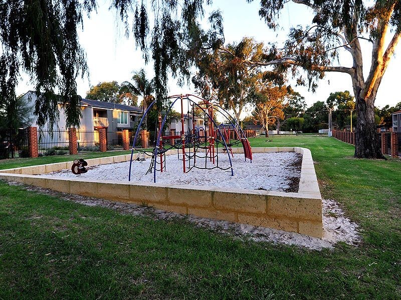 C/92 Finchley Crescent, Balga WA 6061