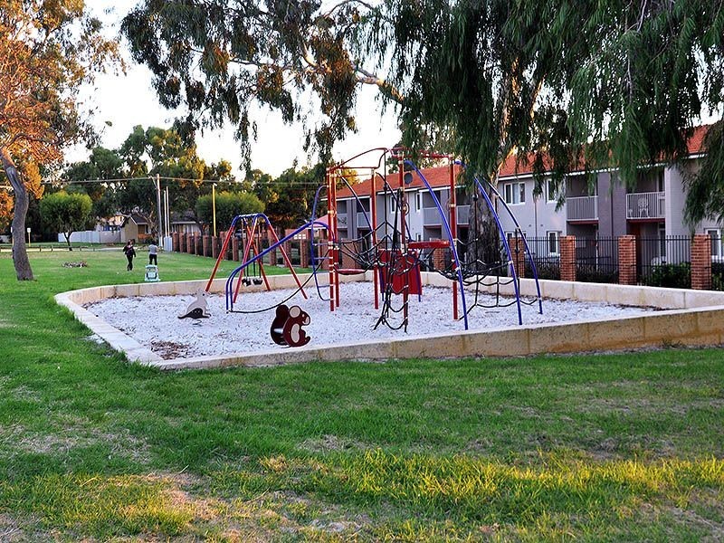 C/92 Finchley Crescent, Balga WA 6061