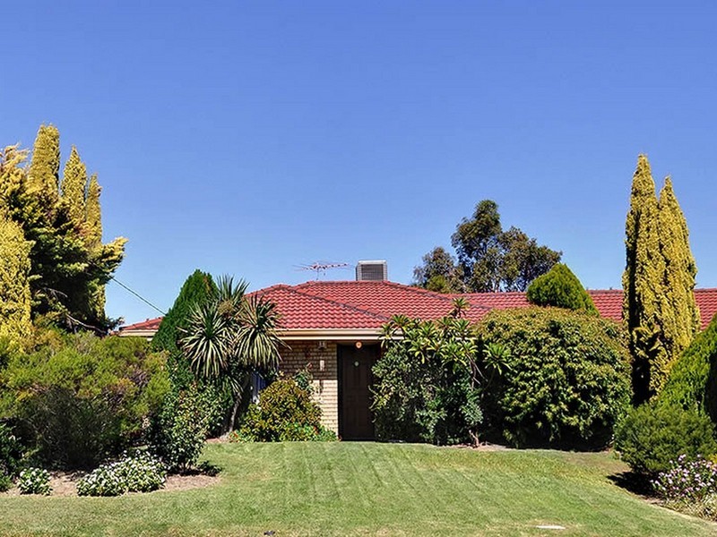 44 Greenfields Circle, Hocking WA 6065