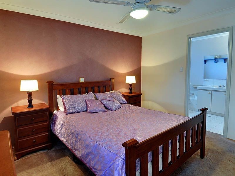 44 Greenfields Circle, Hocking WA 6065