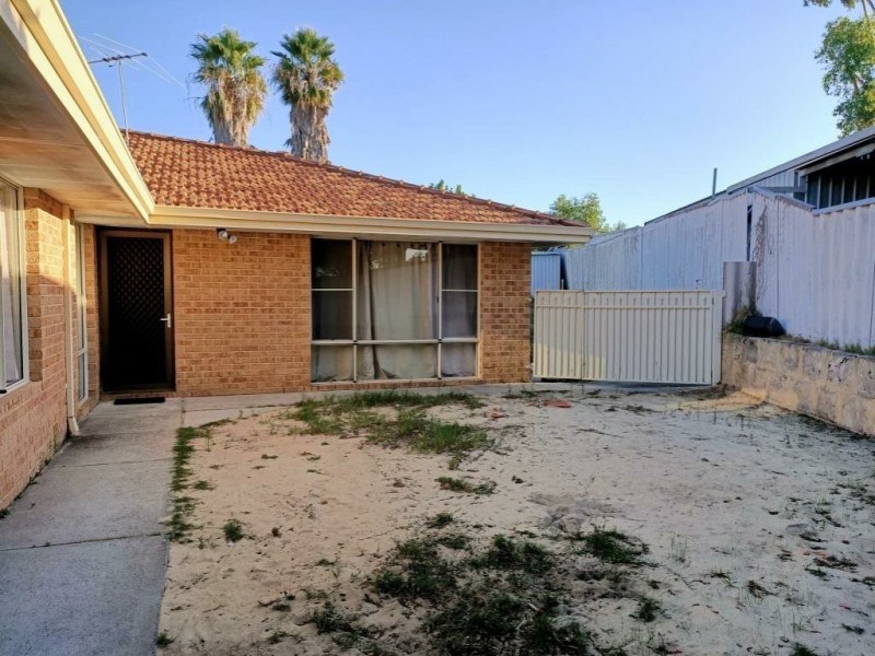 24 Knaphill Heights, Mirrabooka WA 6061