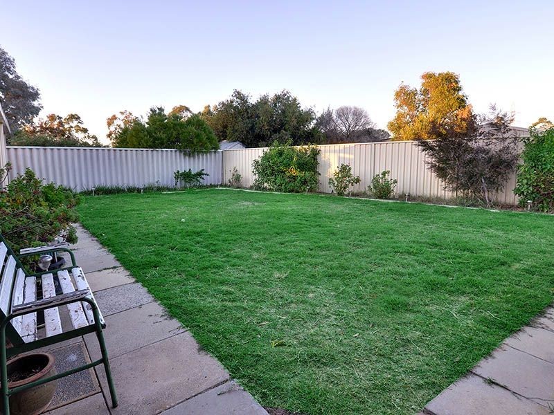 4 Panton Court, Middle Swan WA 6056