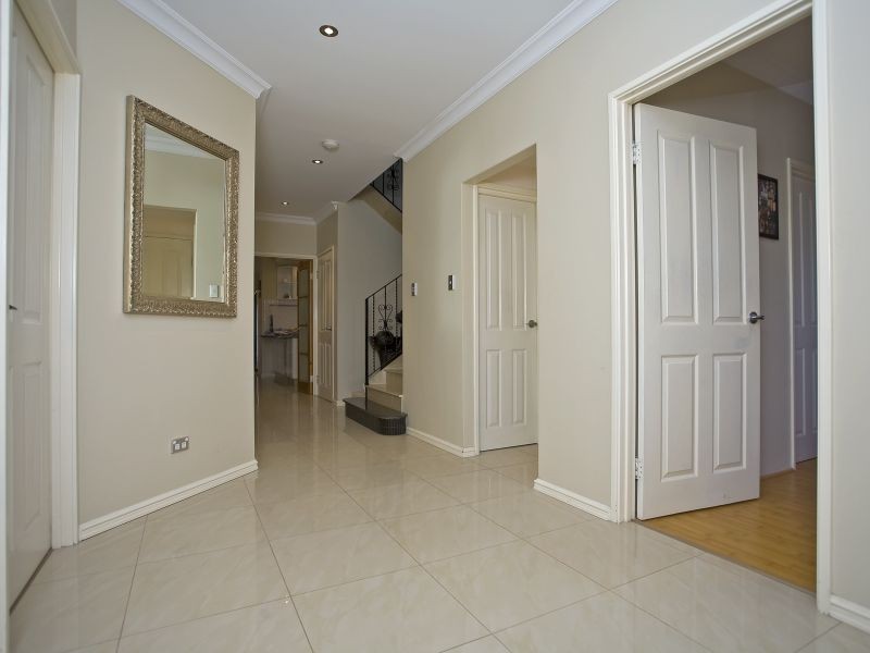 23 Foxfield Road, Darch WA 6065