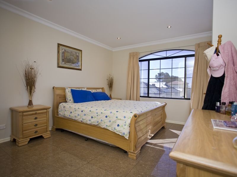 23 Foxfield Road, Darch WA 6065