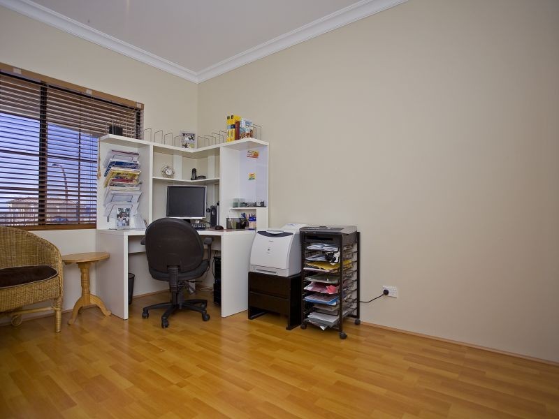 23 Foxfield Road, Darch WA 6065