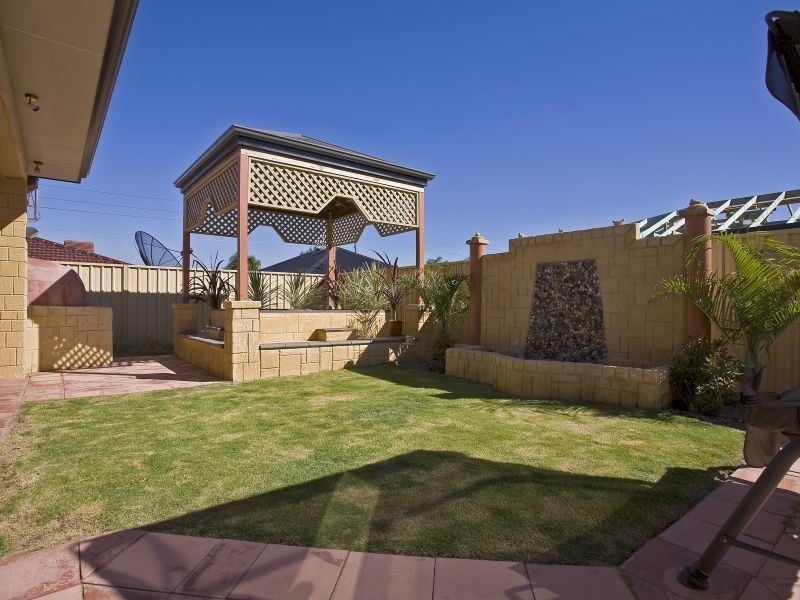 23 Foxfield Road, Darch WA 6065