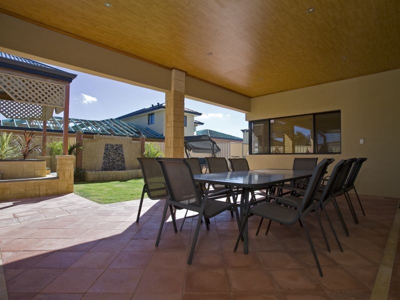 23 Foxfield Road, Darch WA 6065