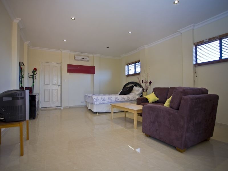 23 Foxfield Road, Darch WA 6065