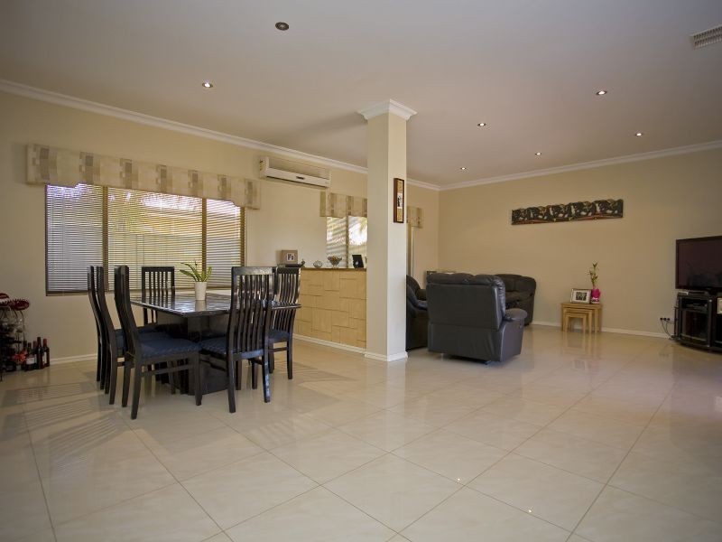 23 Foxfield Road, Darch WA 6065