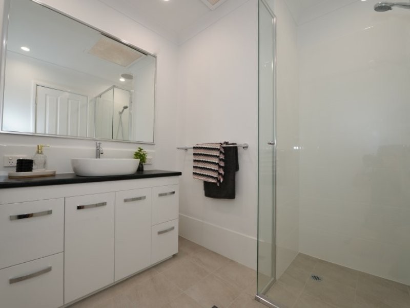 14 Juniper Place, Ballajura WA 6066