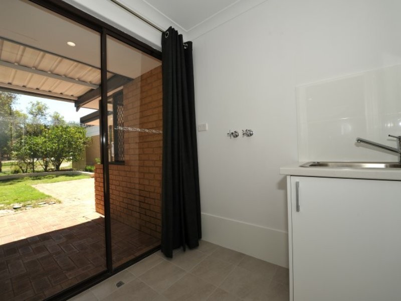 14 Juniper Place, Ballajura WA 6066