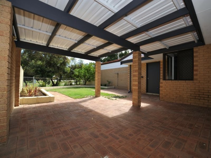14 Juniper Place, Ballajura WA 6066