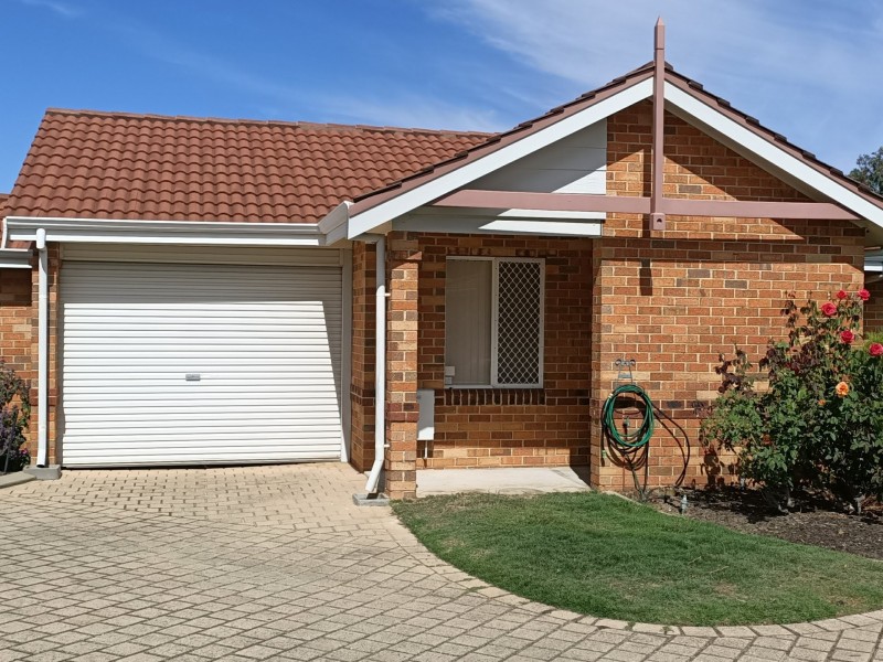 1/6 Fragrant Gardens, Mirrabooka WA 6061