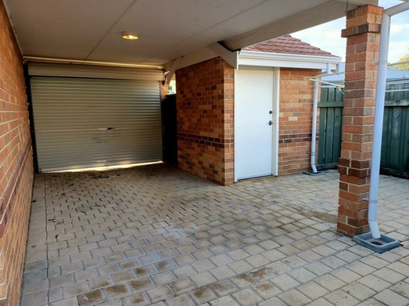 1/6 Fragrant Gardens, Mirrabooka WA 6061