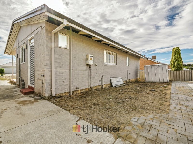 14 Fenwick St, Balga WA 6061