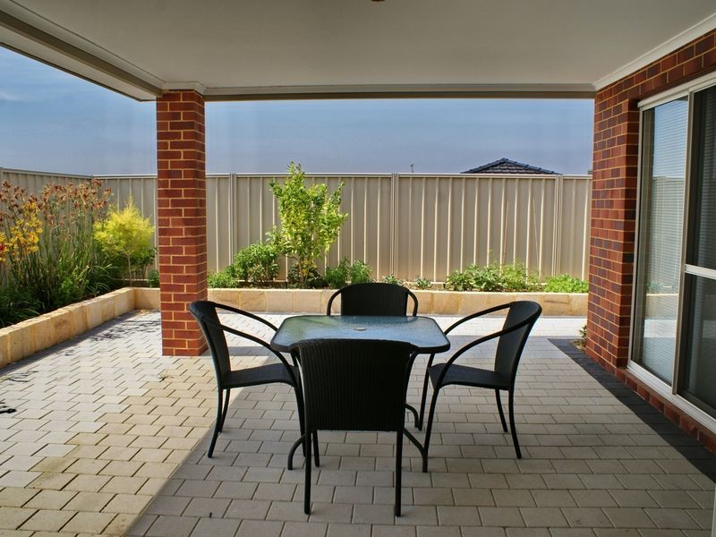 9 Ancona Link, Landsdale WA 6065